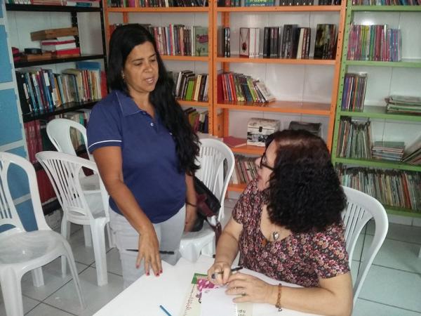 Foto Evento Autora Heloísa Prieto em visita a biblioteca do Colégio Dom Pedro II